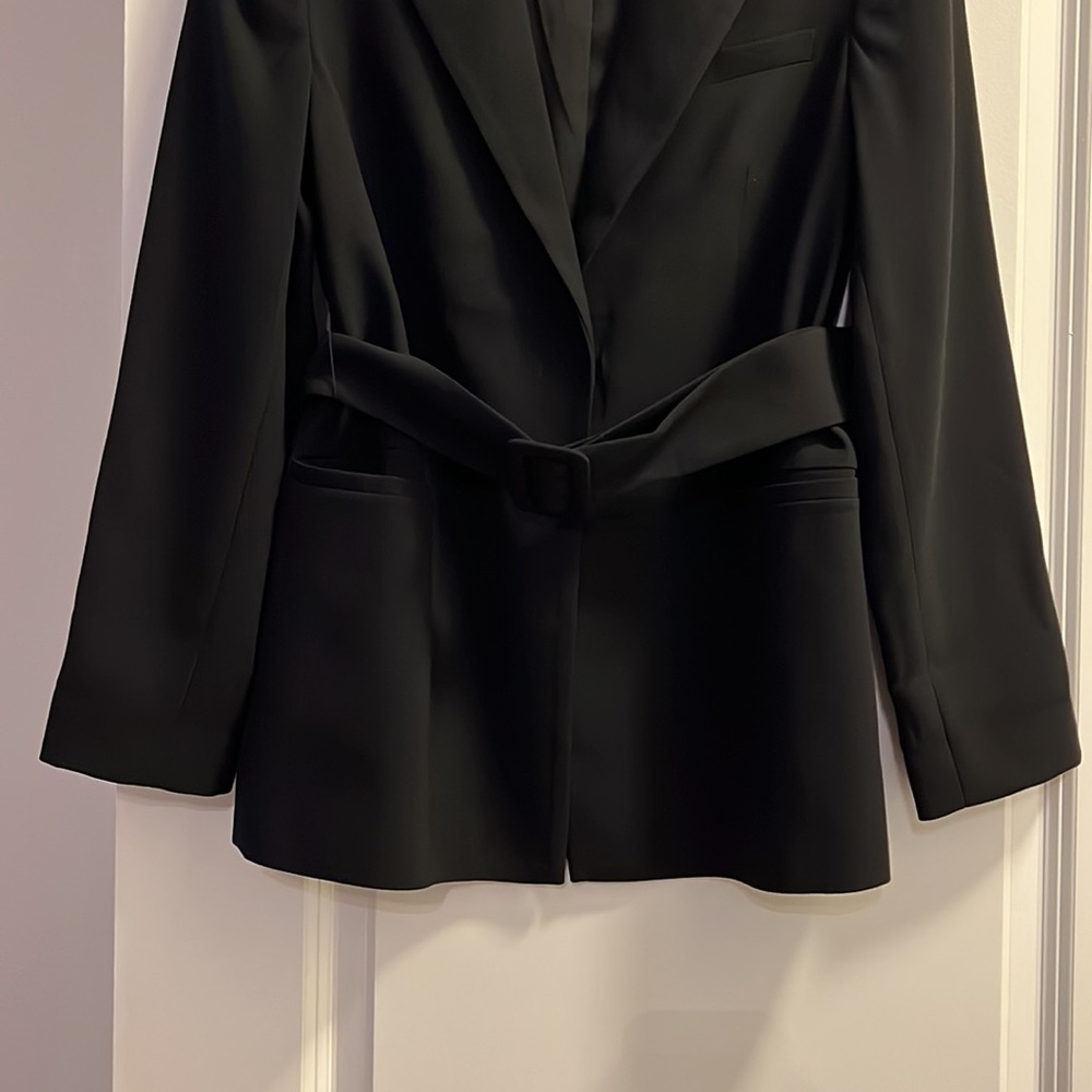 Blazer - Picture 2 of 4